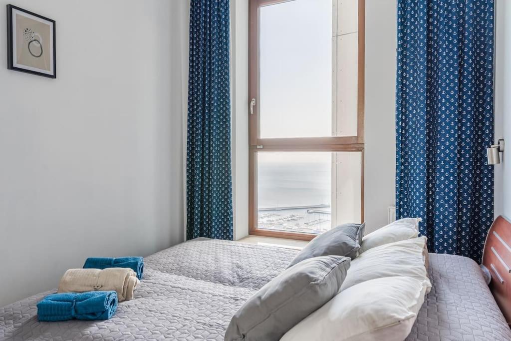Golden Apartments An Hryniewickiego 6A Гдиня Екстериор снимка