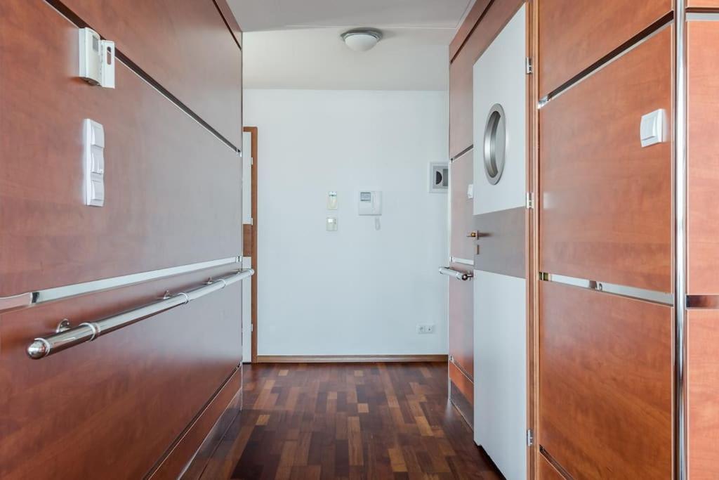 Golden Apartments An Hryniewickiego 6A Гдиня Екстериор снимка