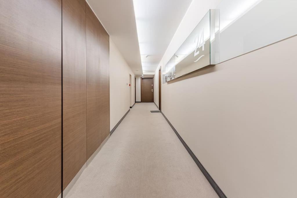 Golden Apartments An Hryniewickiego 6A Гдиня Екстериор снимка