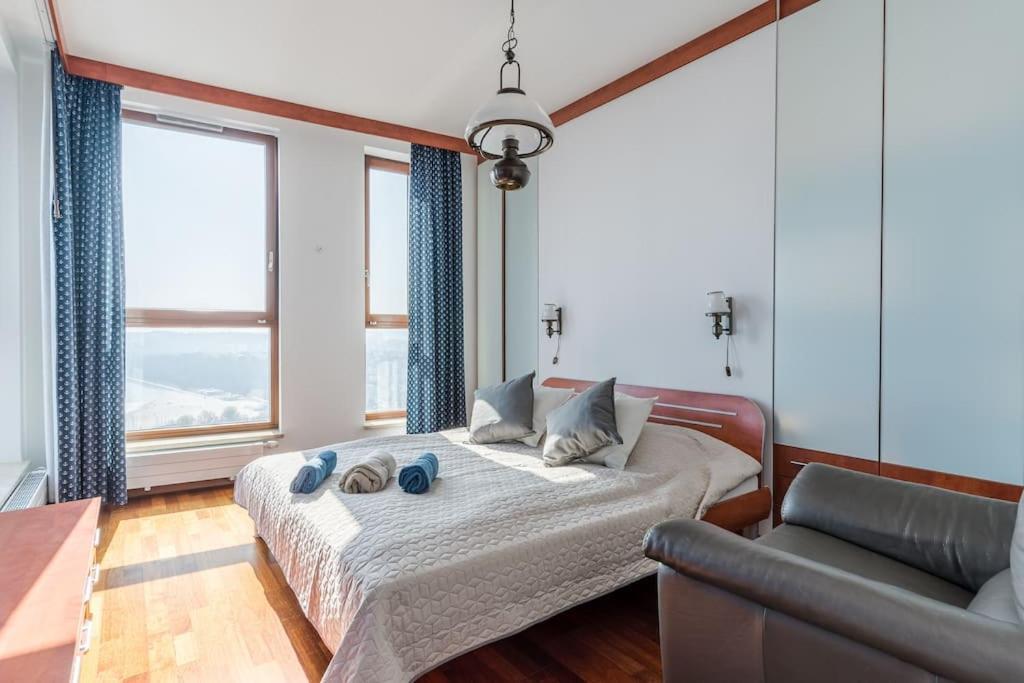Golden Apartments An Hryniewickiego 6A Гдиня Екстериор снимка