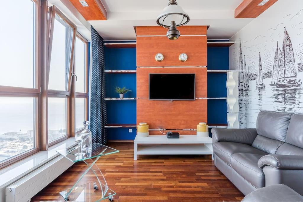 Golden Apartments An Hryniewickiego 6A Гдиня Екстериор снимка