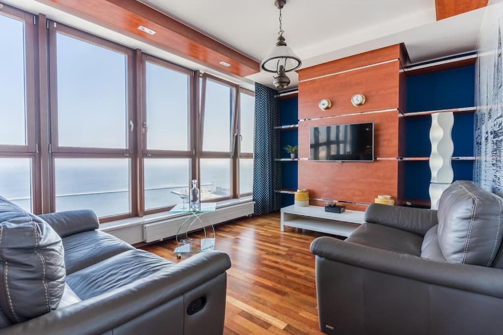 Golden Apartments An Hryniewickiego 6A Гдиня Екстериор снимка